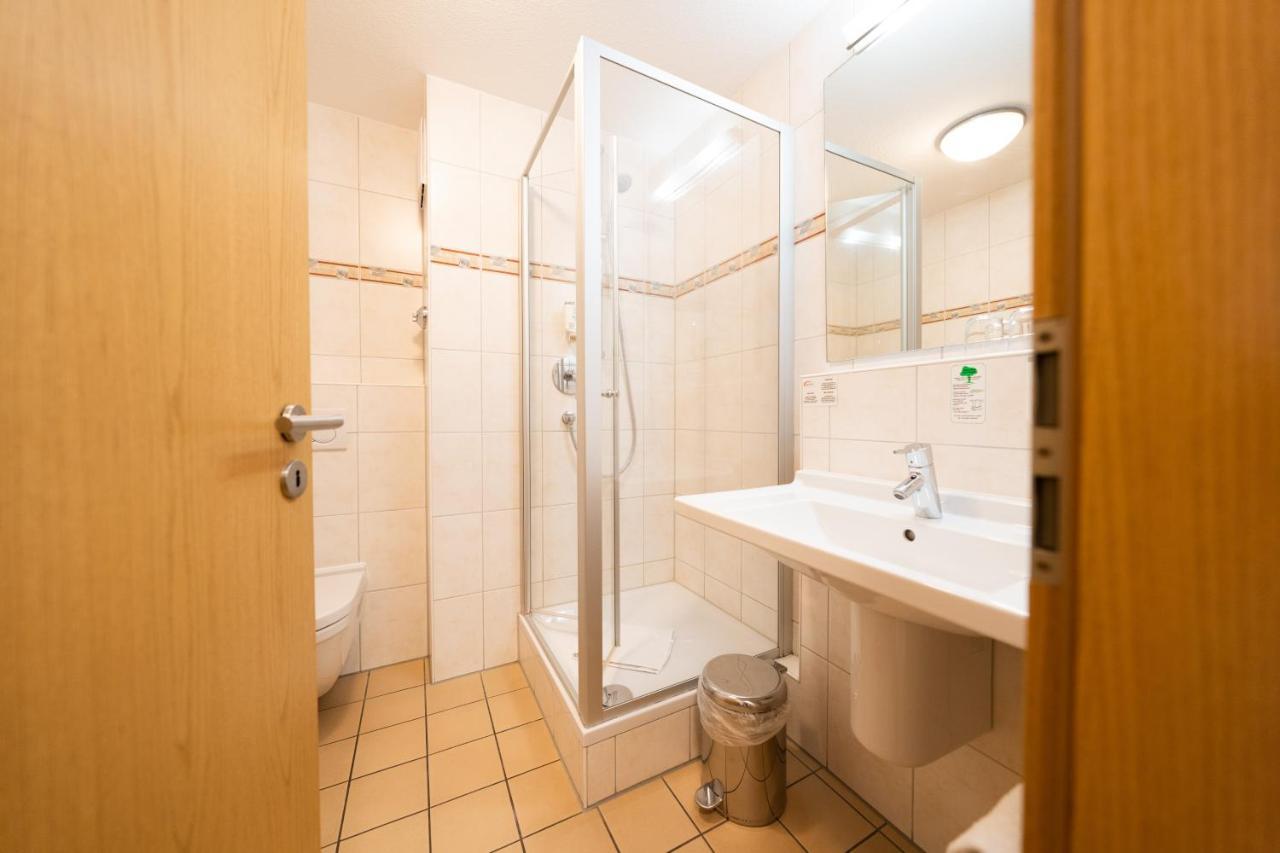 Ates Hotel Kehl Ngoại thất bức ảnh