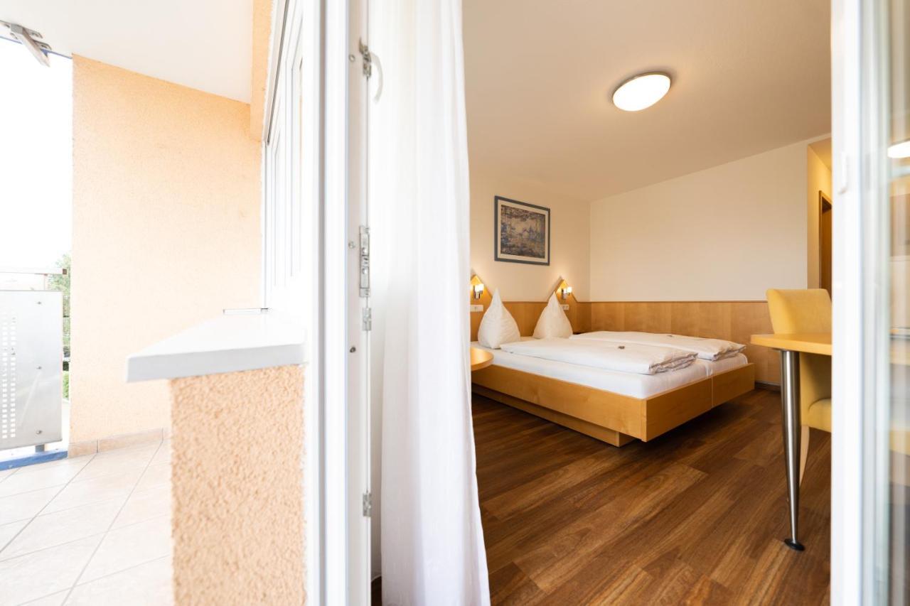Ates Hotel Kehl Ngoại thất bức ảnh